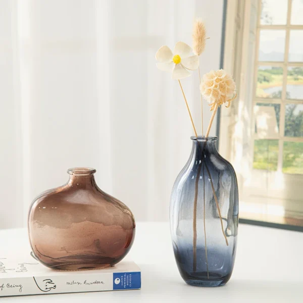 Retro Nordic Transparent Glass Vase for Flowers - Image 31