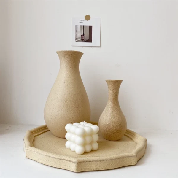 Retro Wooden Flower Vase with Silk Hydrangea Bouquet - Image 27