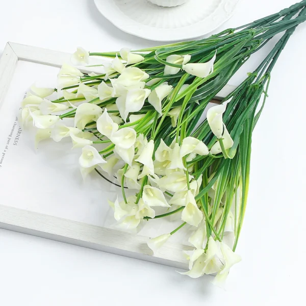 Artificial Calla Lily Bouquet 33cm – Winter Collection - Image 12
