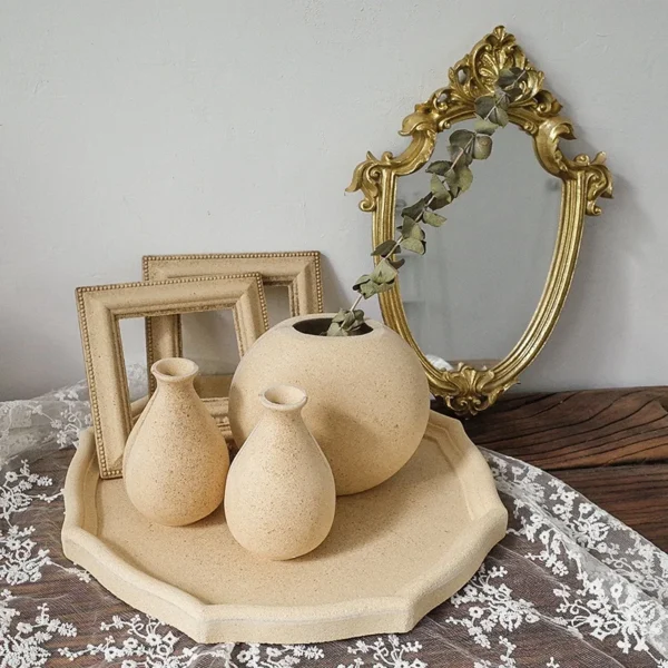 Retro Wooden Flower Vase with Silk Hydrangea Bouquet - Image 23