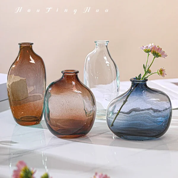 Clear Glass Bud Vase – Mini Hydroponic Wedding Decor - Image 6