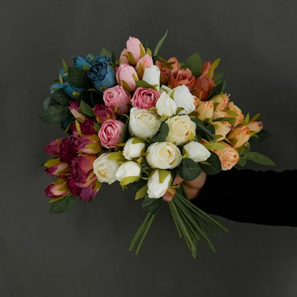 Congratulations Artificial Rose Bouquet – 12 Retro Roses - Image 4