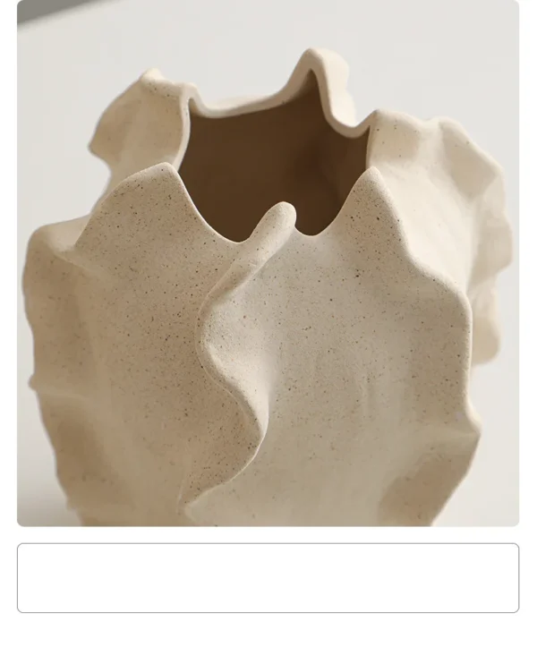 White Ceramic Conch Vase – Modern Nordic Tabletop Pot - Image 32